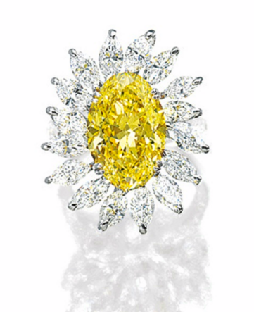 5.04 carat Fancy Vivid Yellow IF oval shaped diamond