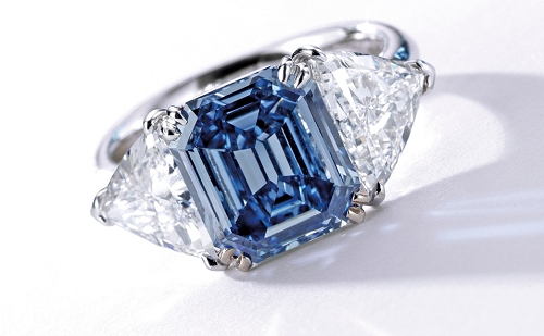 3.32 carat Fancy Vivid Blue diamond ring